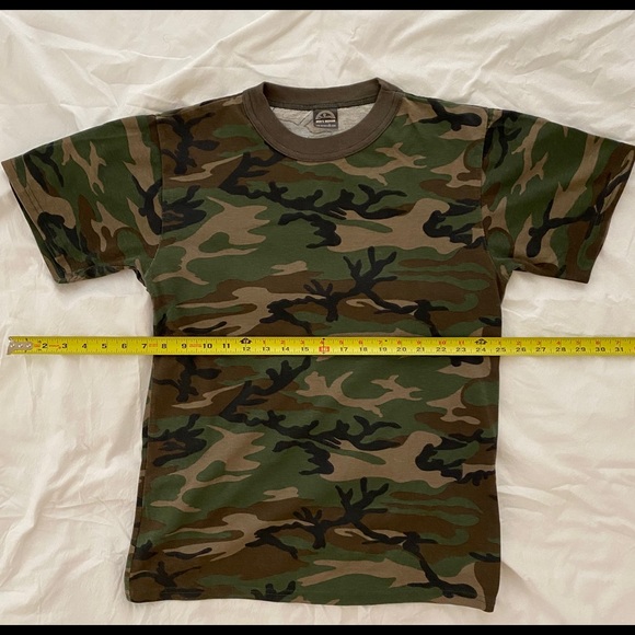 All Weather Camouflage T-Shirt — Hardly Worn - Picture 3 of 5